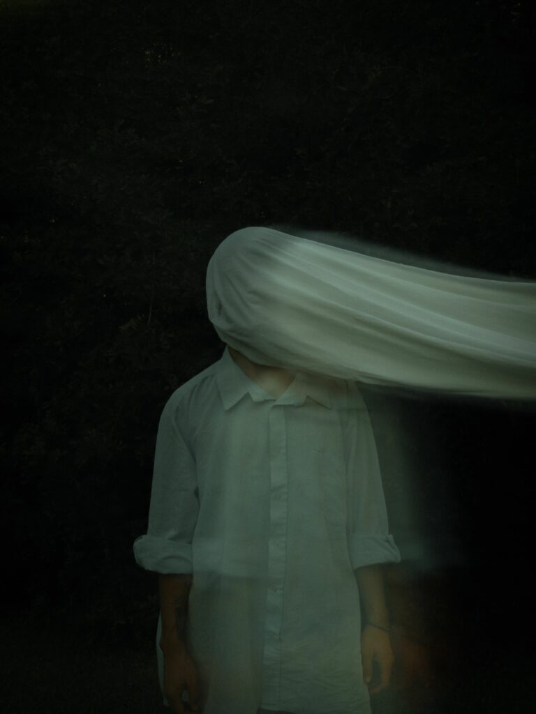 Femmes invisibilisées